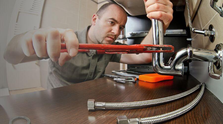 Professional clogged toilet repair in Camden Wyoming, DE